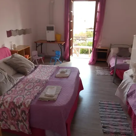 בית אירוח Smeralda Room's