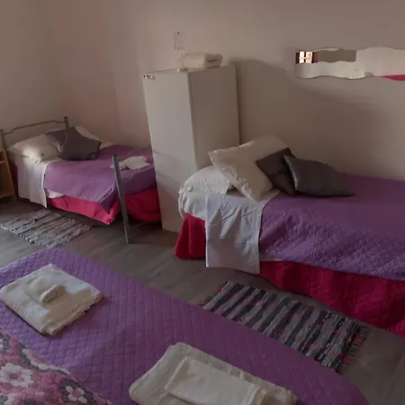 Smeralda Room's בית אירוח